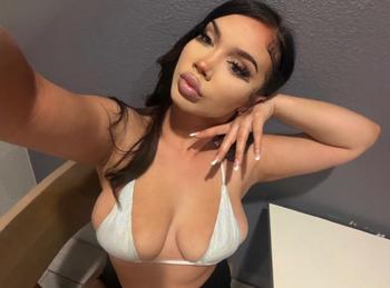 Kayla, 24  female escort, Santa Maria